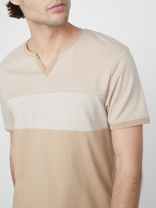 G118 Guess Shopping Franz Majica S Prorezom