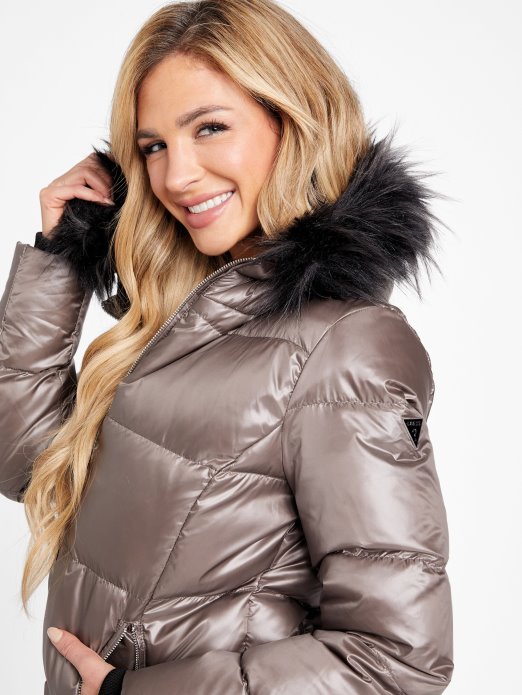 Guess Shopping Jahanje Smeđa Calissa Pufer Jakna S Pravim Perjem