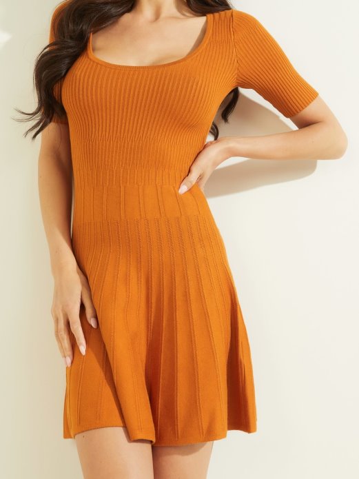 Guess Shopping Narančasta Pulover Haljina Kroja I Raskošne Boje