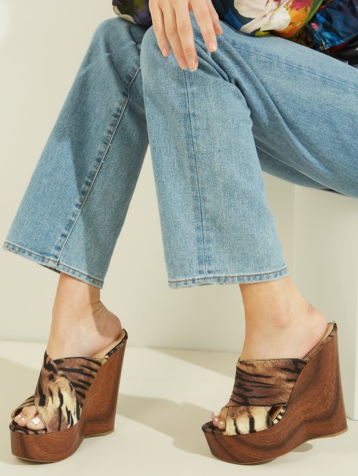 Guess Shopping Srednje Smeđe Teisha Tiskane Ukrižene Klinove