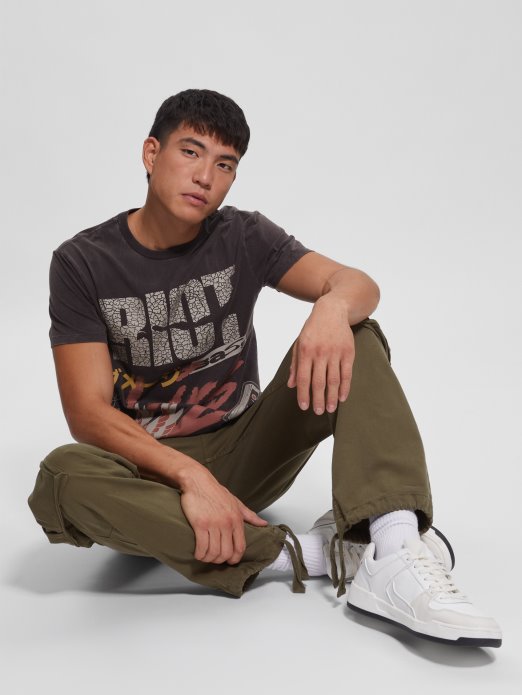 Riot Tour Tee Guess Shopping Jet Black Multi