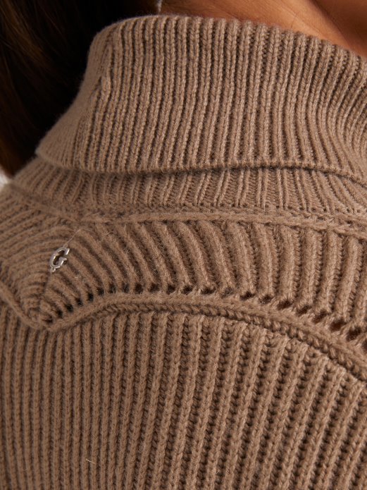 Smeđi Guess Shopping Džemper S Kornjačinom Ovratnikom