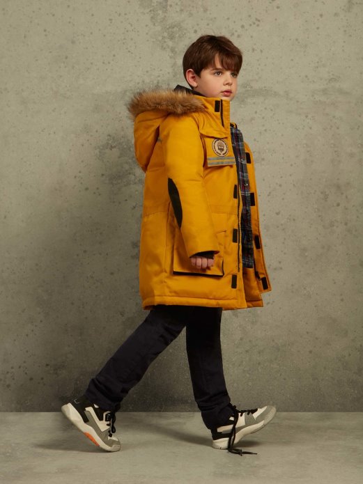 Narančasta Guess Shopping Shop Izgled