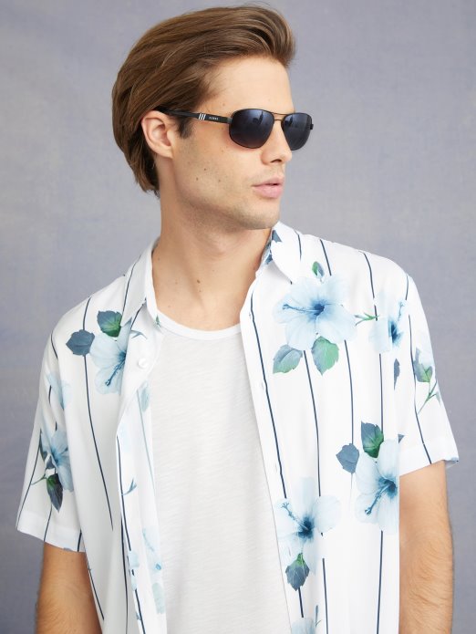 čista Bijela Košulja S Rai Printom Pogodi Kupnju